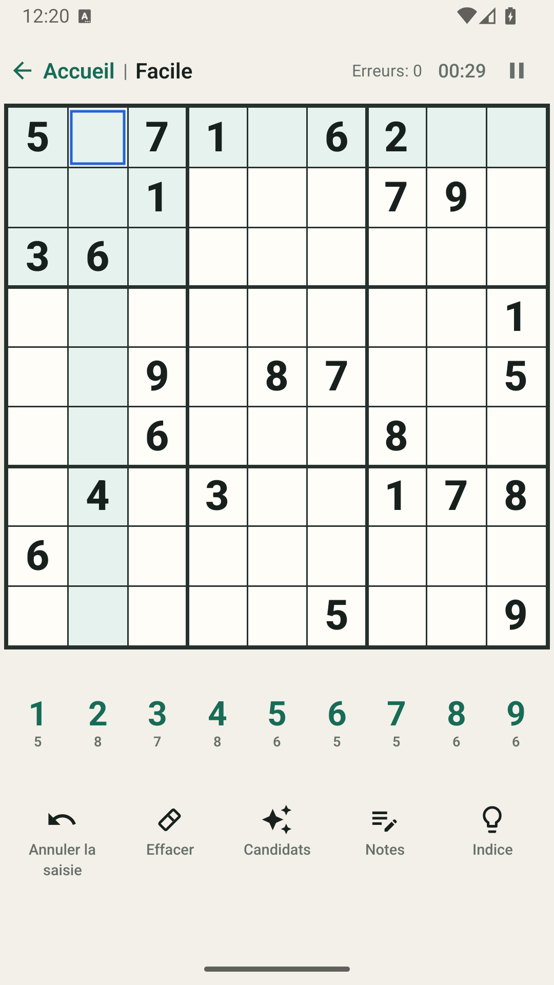 Platon Sudoku en français sur Android : grille, clavier numérique et outils de jeu.